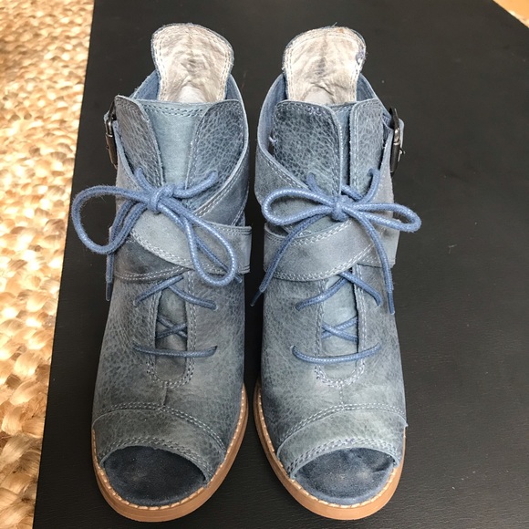 Seychelles Blue Wrap Buckle Bootie - Picture 5 of 6